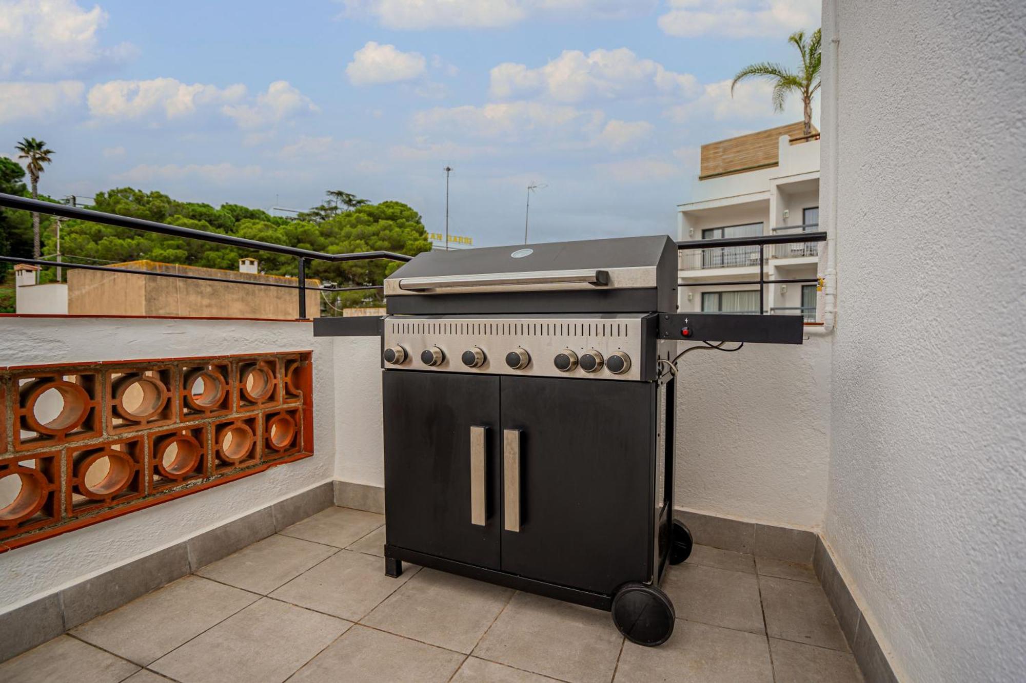 יורט דה מאר Hostal Y Apartamento Moli De Mar מראה חיצוני תמונה